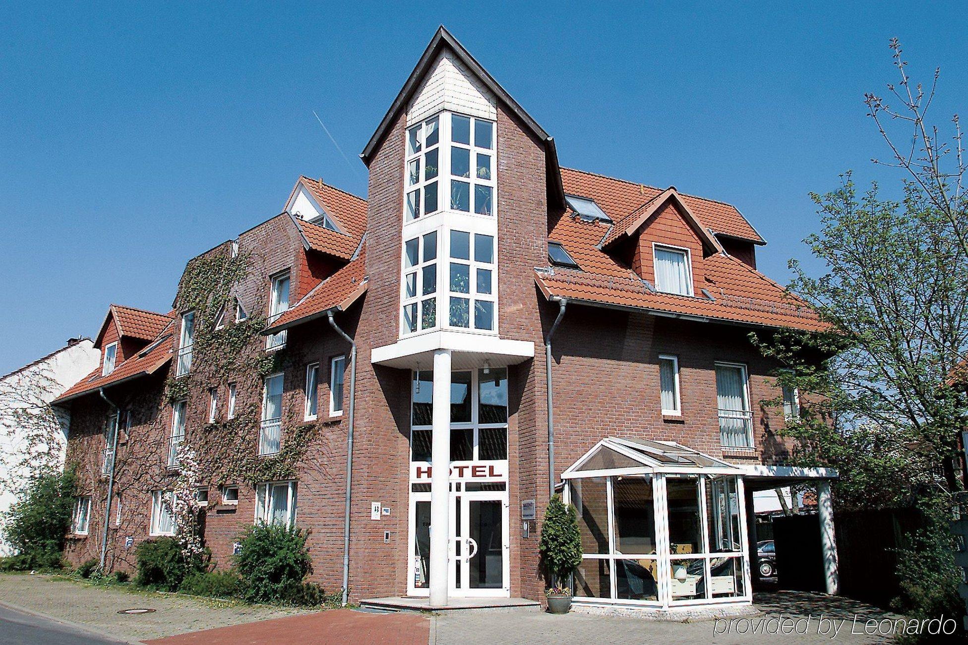 Hotel Am Braunen Hirsch Целле Экстерьер фото