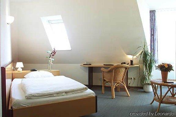 Hotel Am Braunen Hirsch Целле Номер фото